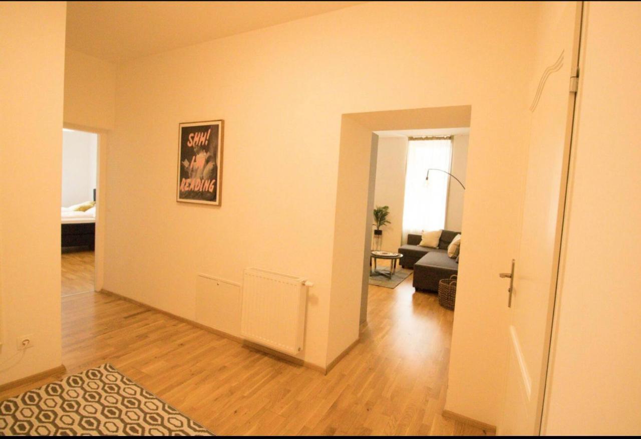 Between Schoenbrunn&the Center Appartement
